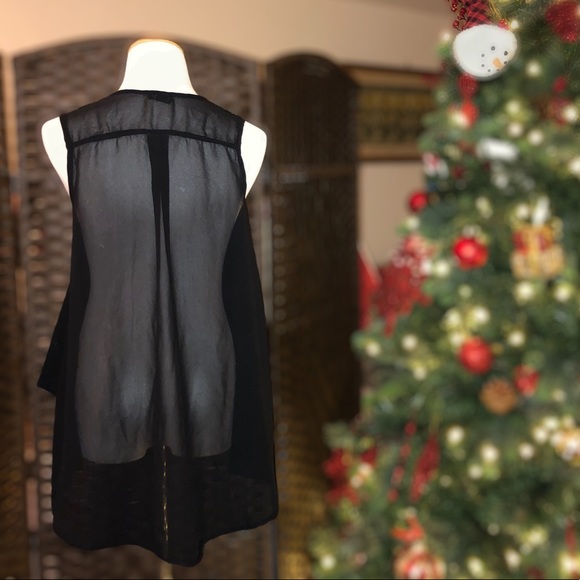 Flowy SeeThru Shirt - Picture 4 of 12